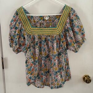 Sister Mary lavender floral short puffy sleeve blouse with embroidery Size XL